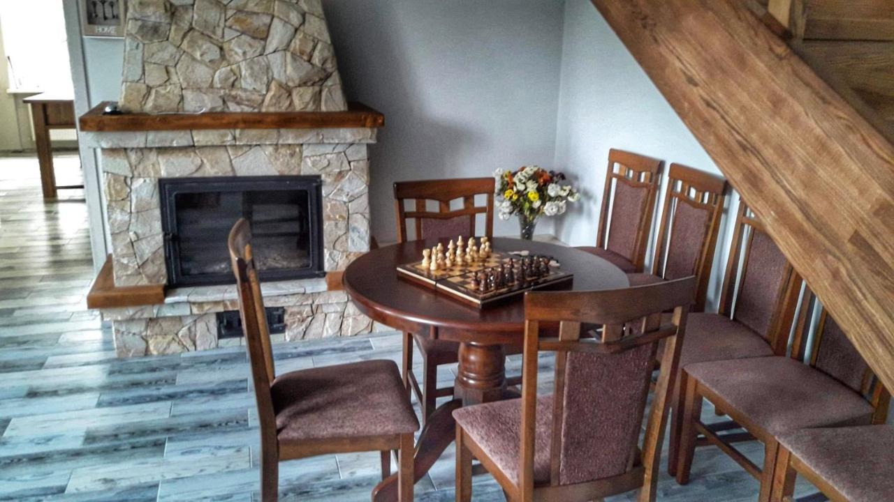 Conacul Mierii Villa Straseni Luaran gambar